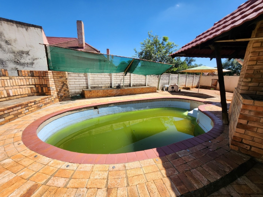 3 Bedroom Property for Sale in Stilfontein Ext 1 North West